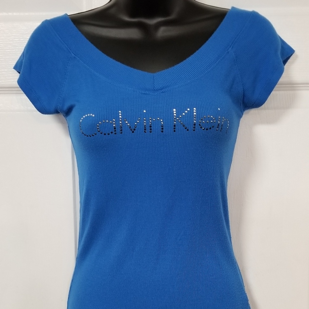 🌻5 for$20🌻Blue Calvin Klein Top